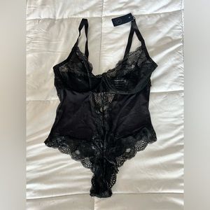 Lingerie bodysuit